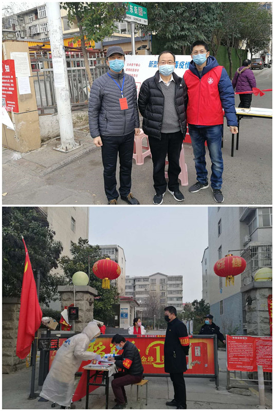 1志愿者执勤中.jpg
